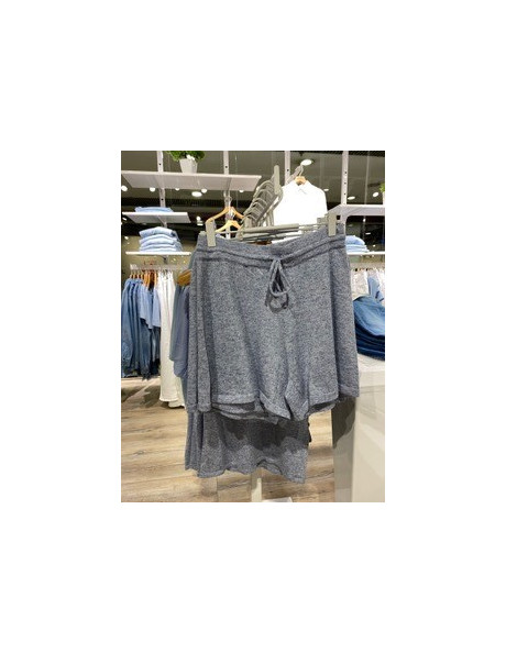 Bermuda . ONLMELODY LINEN SHORTS KNT