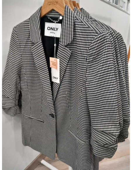 Blazer cuadros . ONLLETTIE LIFE 3/4 CHECK BLAZER TLR