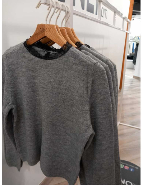 Jersey cuello puntilla . ONLTAMMY LS LACE MIX O-NECK BF KNT