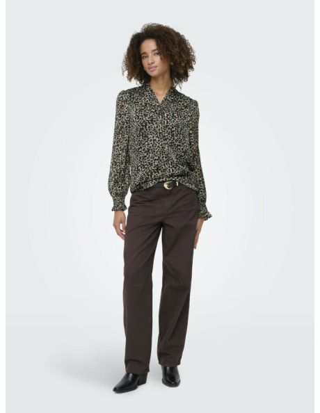 Camisa animal print. ONLMAVIE LIFE LS LOOSE SMOCK TOP WVN