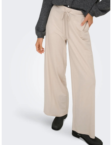 Pantalón flojo . ONLSAKURA LOOSE PULL UP PANTS WVN