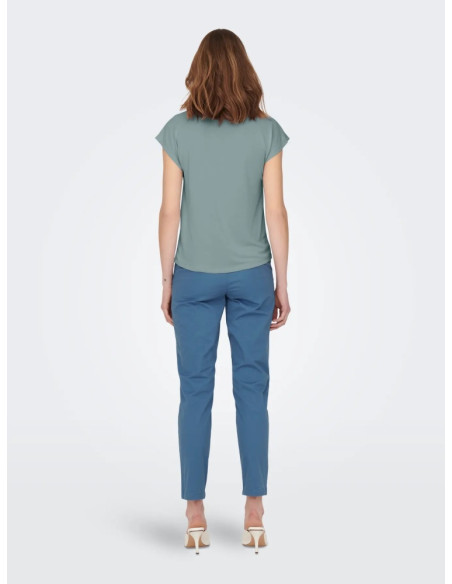 Camiseta básica manga corta cuello pico . ONLFREE LIFE S/S