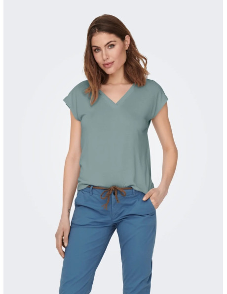 Camiseta básica manga corta cuello pico . ONLFREE LIFE S/S