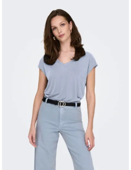 Camiseta cuello pico . ONLHANNAH S/S V-NECK TOP CC JRS
