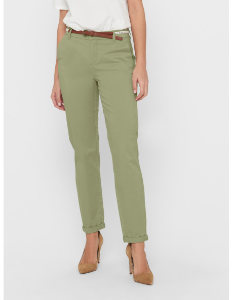 Pantalón chino de corte regular .ONLBIANA