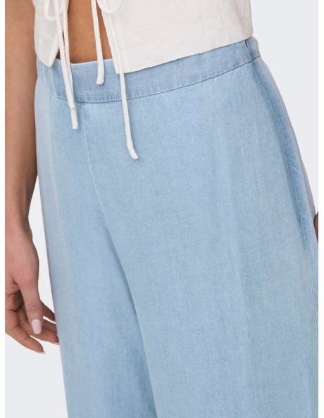Pantalón culotte . ONLCHARIS LIFE LONG CULOTTE PANT CC WVN