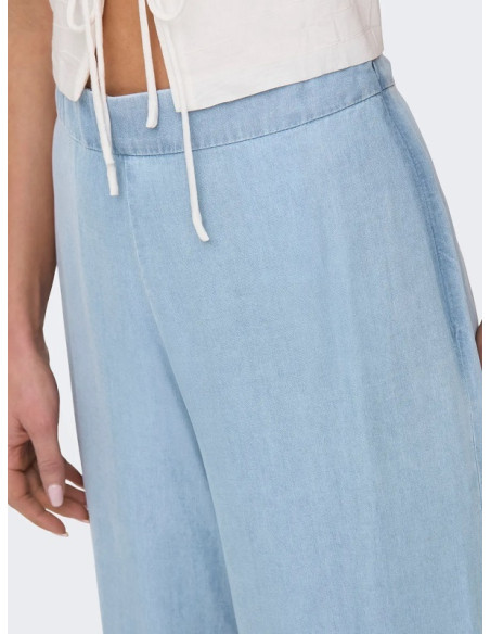 Pantalón culotte . ONLCHARIS LIFE LONG CULOTTE PANT CC WVN