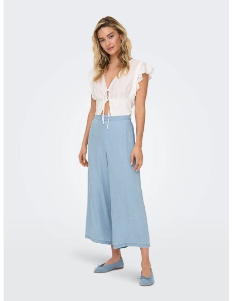 Pantalón culotte . ONLCHARIS LIFE LONG CULOTTE PANT CC WVN