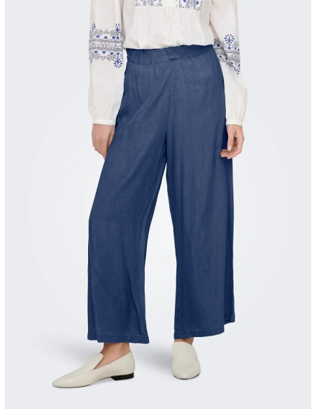Pantalón culotte . ONLCHARIS LIFE LONG CULOTTE PANT CC WVN